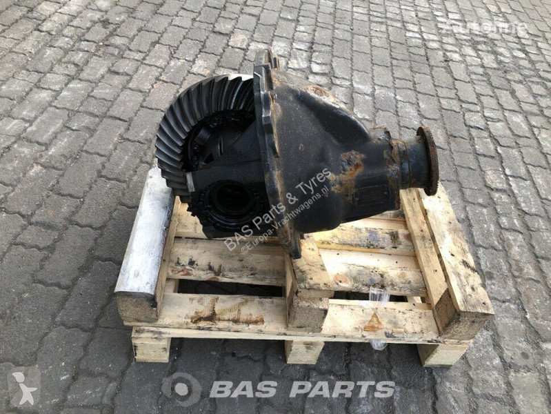 قطع غيار الآليات الثقيلة Mercedes Mercedes HL...