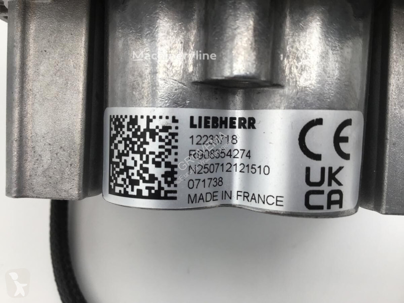 قطع غيار الآليات الثقيلة Liebherr Pedal...