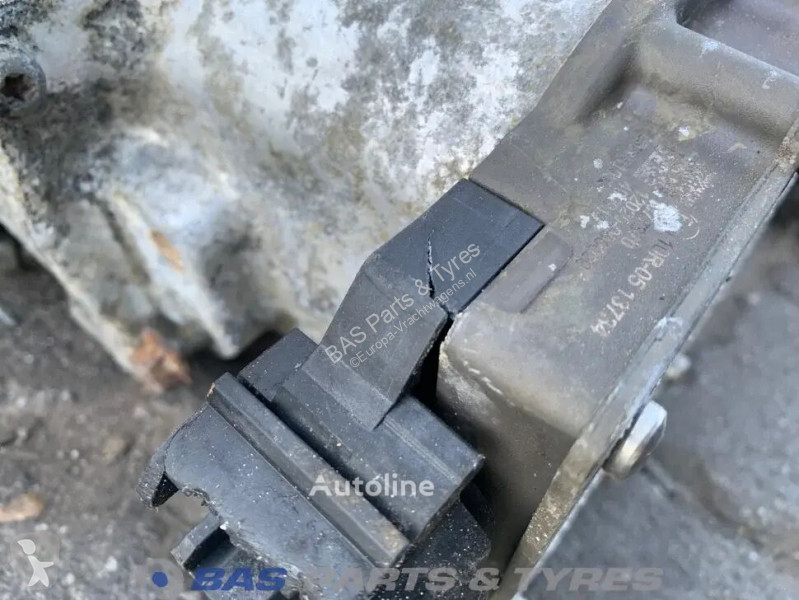 قطع غيار الآليات الثقيلة Scania Steering cylinder