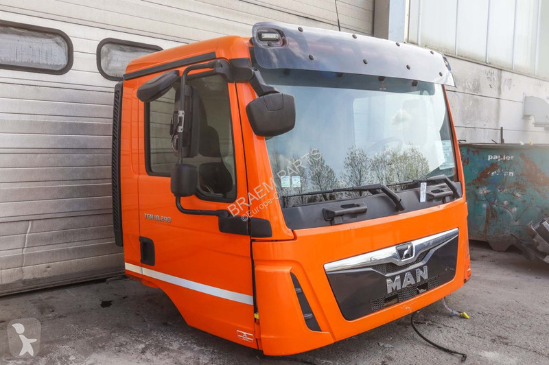 قطع غيار الآليات الثقيلة MAN F99L10  6 CYL...