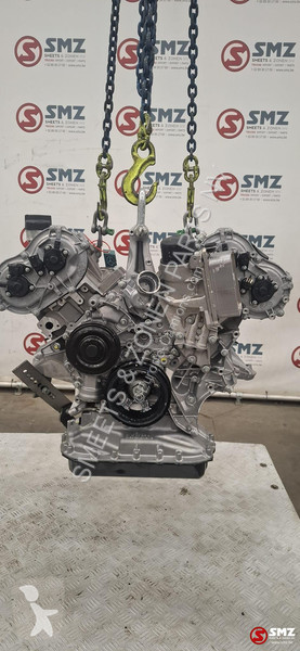 قطع غيار الآليات الثقيلة Mercedes Motor m272...