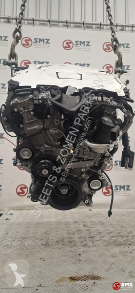 قطع غيار الآليات الثقيلة Mercedes Motor m276...