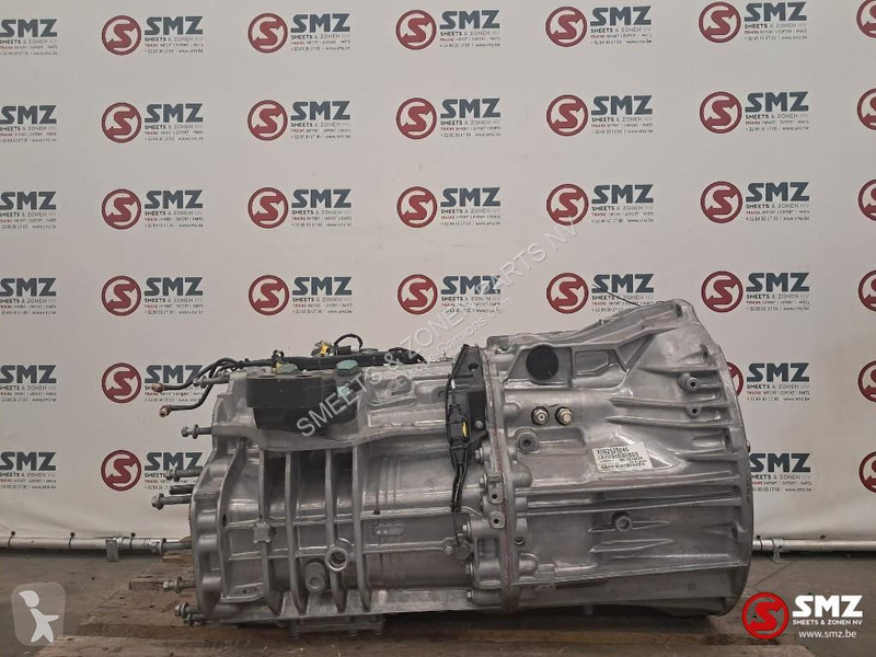قطع غيار الآليات الثقيلة Mercedes...