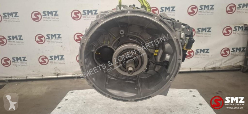 قطع غيار الآليات الثقيلة Mercedes...
