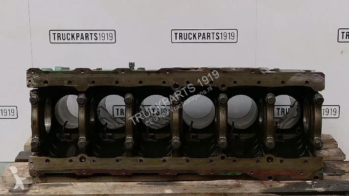 Vrachtwagenonderdelen Volvo Engines & Parts...