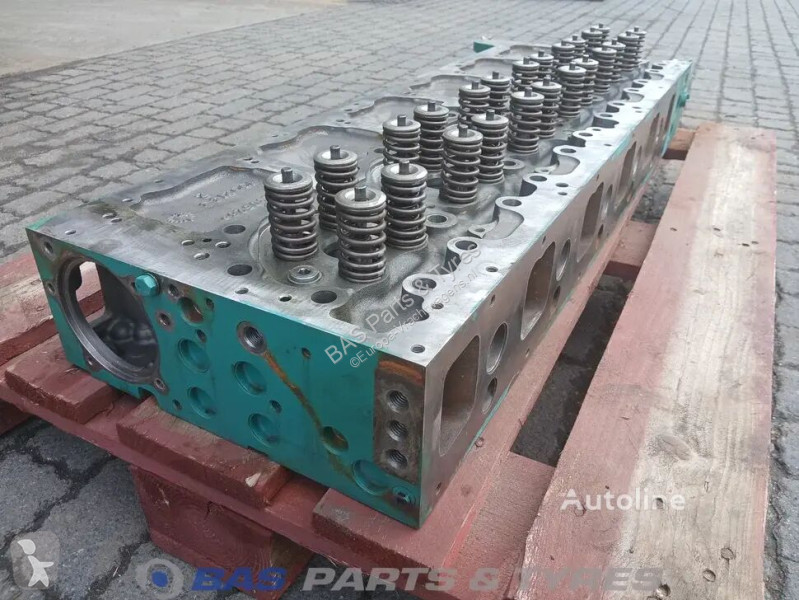 قطع غيار الآليات الثقيلة Volvo Cylinderhead...