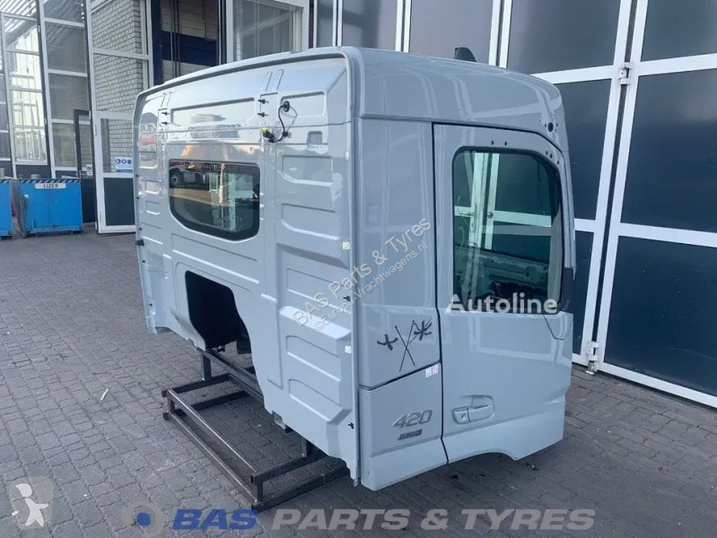 قطع غيار الآليات الثقيلة Volvo