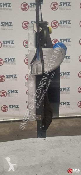 قطع غيار الآليات الثقيلة Mercedes Radiator +...
