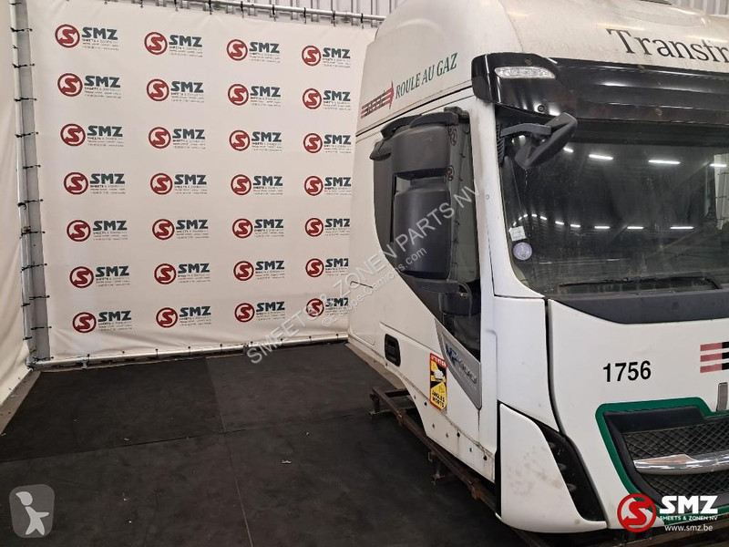 قطع غيار الآليات الثقيلة Iveco Occ Cabine Iveco