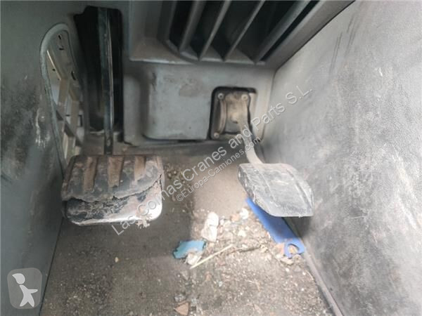 قطع غيار الآليات الثقيلة Iveco Pédalier...