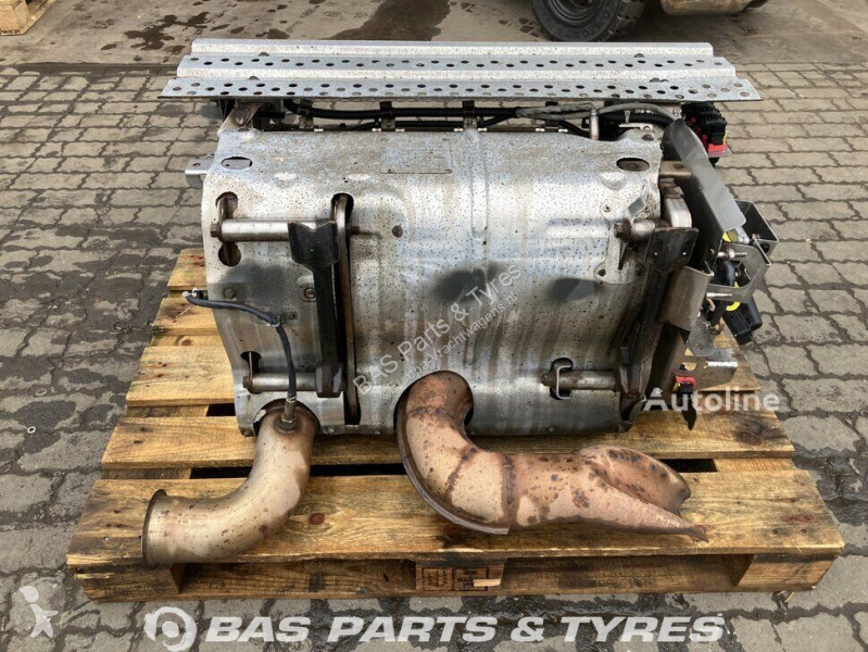قطع غيار الآليات الثقيلة Mercedes Silencer...