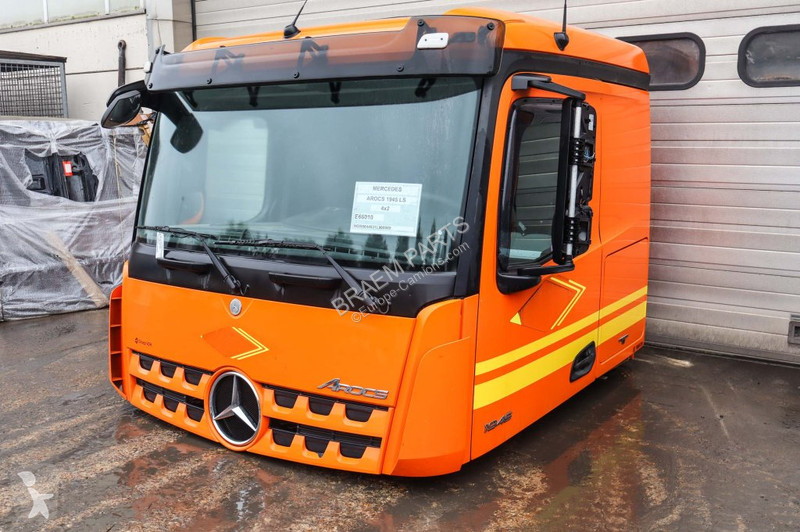 قطع غيار الآليات الثقيلة Mercedes...