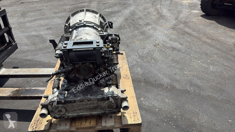 قطع غيار الآليات الثقيلة Iveco 5801589062...
