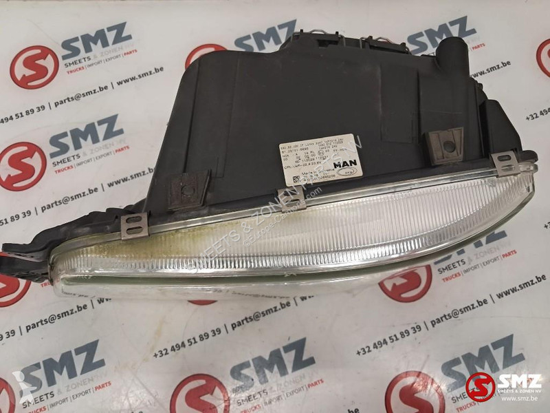 قطع غيار الآليات الثقيلة MAN Occ koplamp links...