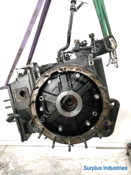 قطع غيار الآليات الثقيلة Deutz-Fahr AGROTRON...