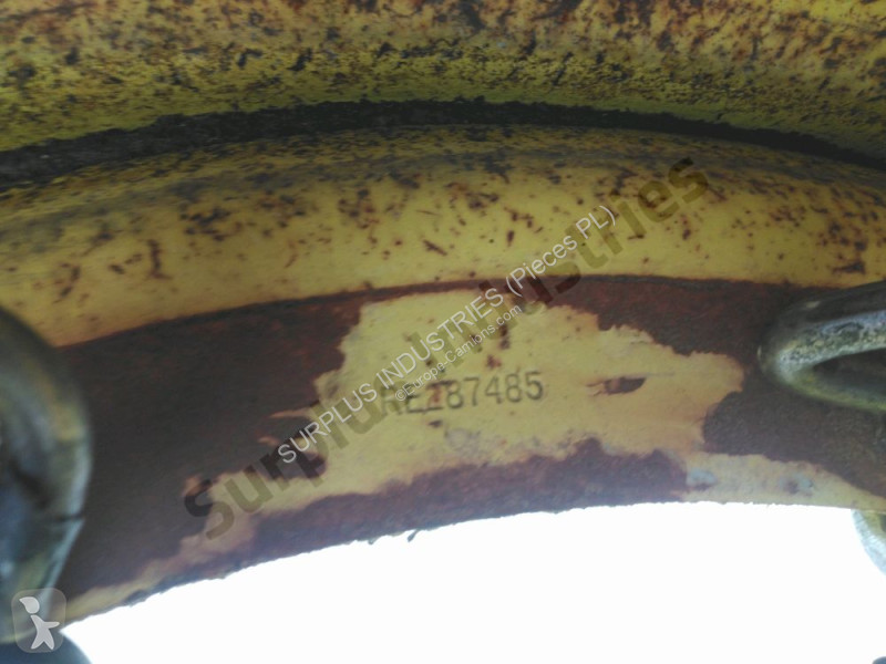 قطع غيار الآليات الثقيلة John Deere 8345R