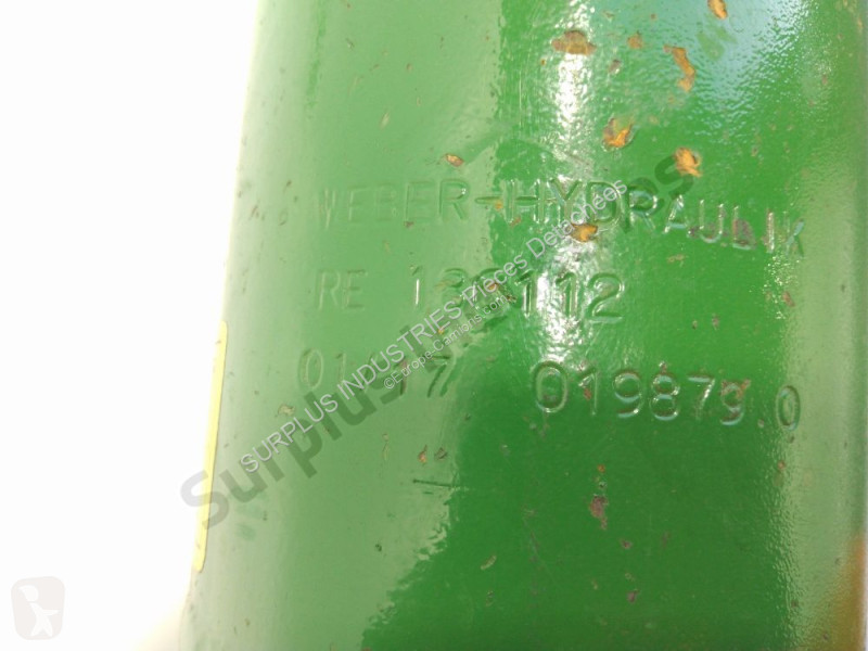 قطع غيار الآليات الثقيلة John Deere 8345R