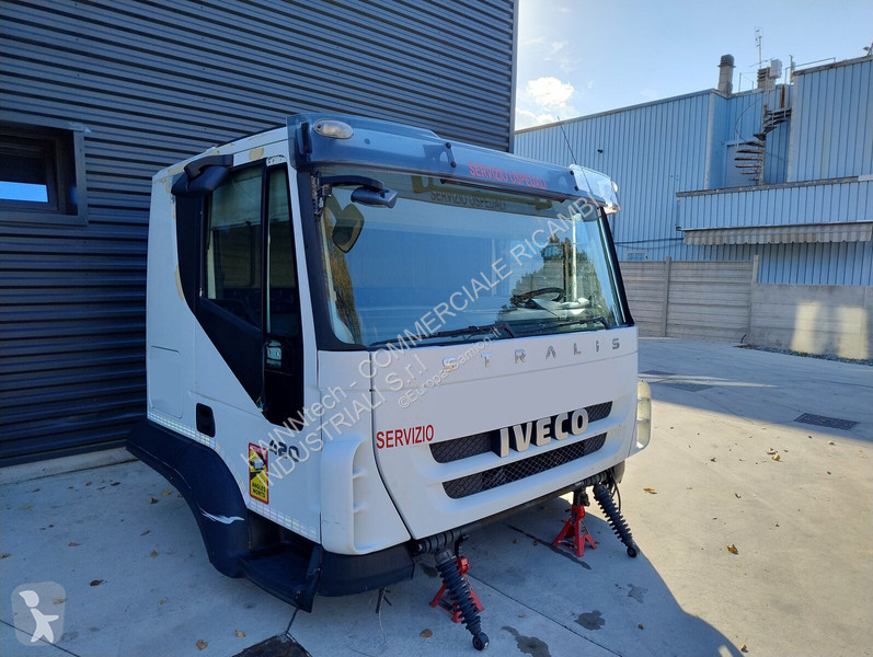 Pezzi di ricambio per mezzi pesanti Iveco...