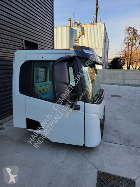قطع غيار الآليات الثقيلة Iveco STRALIS SWAY...