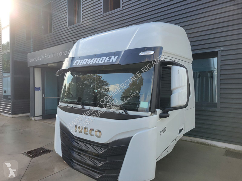 قطع غيار الآليات الثقيلة Iveco EURO 6 2019 ->
