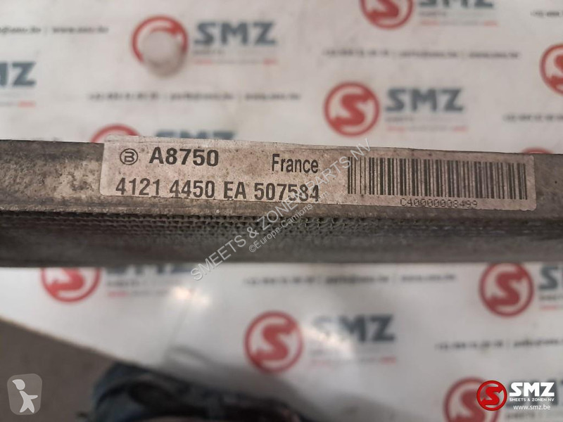 قطع غيار الآليات الثقيلة Iveco Occ condensor Iveco