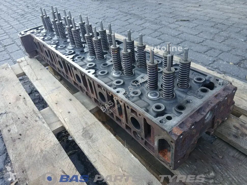 قطع غيار الآليات الثقيلة Mercedes Cylinderhead...