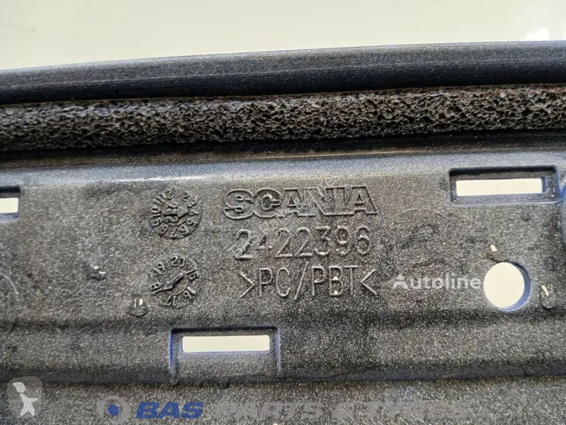 قطع غيار الآليات الثقيلة Scania Entry Right