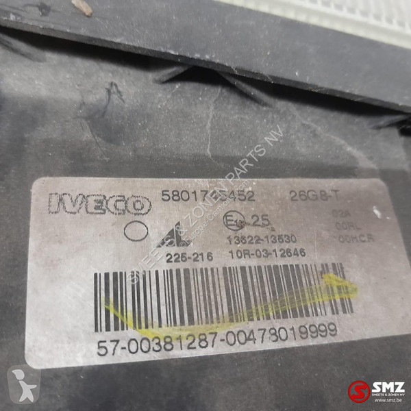 قطع غيار الآليات الثقيلة Iveco Occ koplamp...