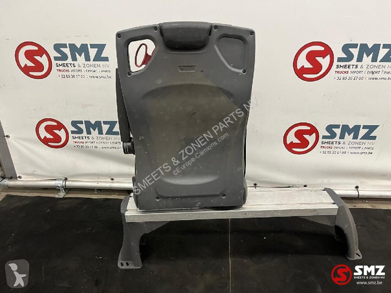 قطع غيار الآليات الثقيلة Mercedes Occ lot van 7...