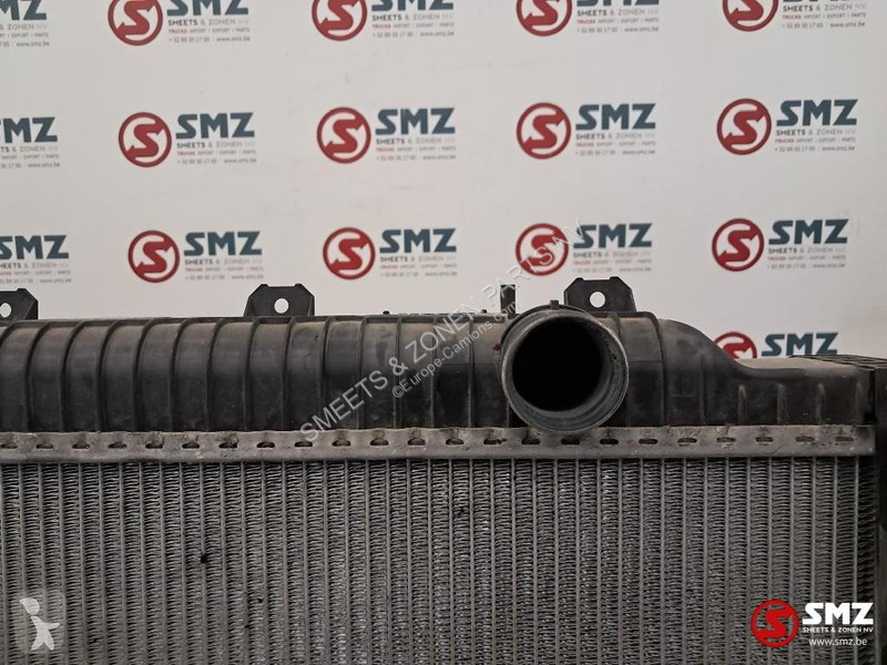 قطع غيار الآليات الثقيلة Renault Occ Radiator...