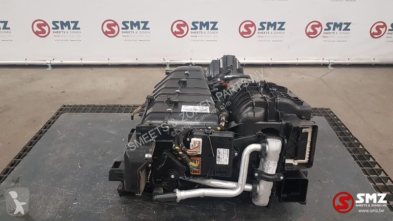 قطع غيار الآليات الثقيلة Renault Occ Airco unit...