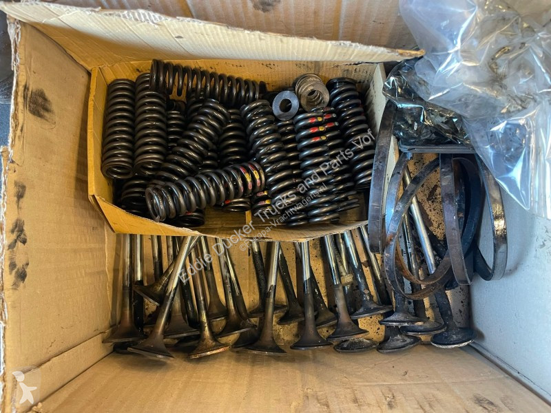 Teherautó-alkatrészek Mercedes A 4710107520...