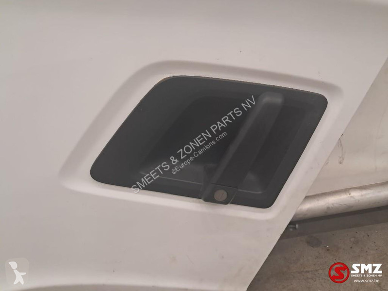 قطع غيار الآليات الثقيلة Scania Occ deur links...