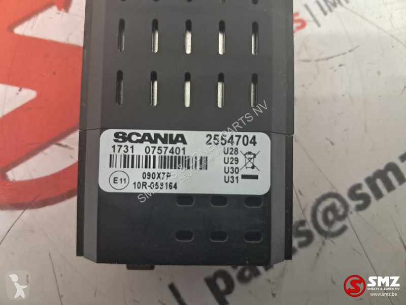 قطع غيار الآليات الثقيلة Scania Occ UB...