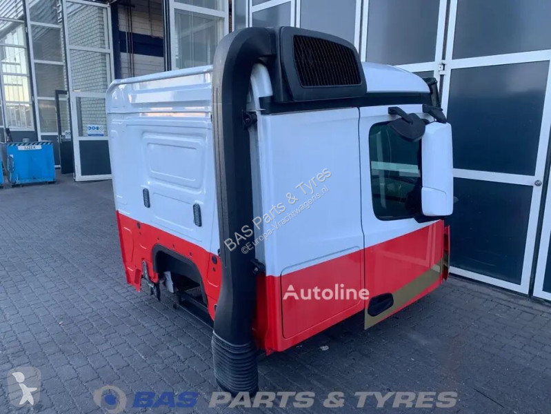 قطع غيار الآليات الثقيلة Mercedes