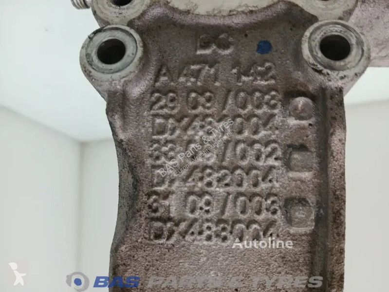 قطع غيار الآليات الثقيلة Mercedes EGR cooler...