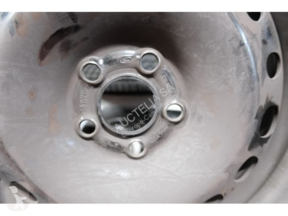 Vrachtwagenonderdelen  205/60 R16