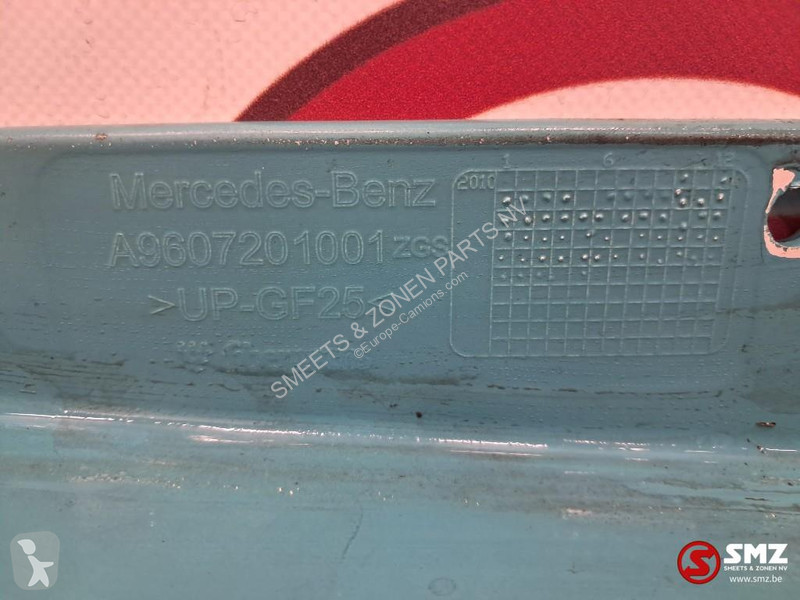 Запчасти для грузовика Mercedes Occ...