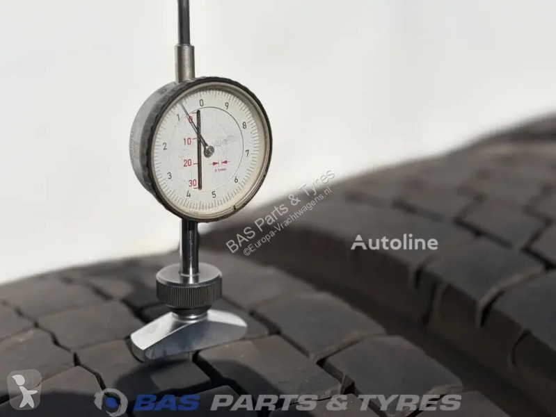 Запчасти для грузовика Pirelli Pirelli...
