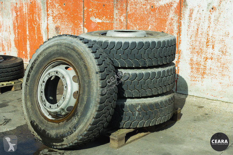 Hankook en Michelin truck part