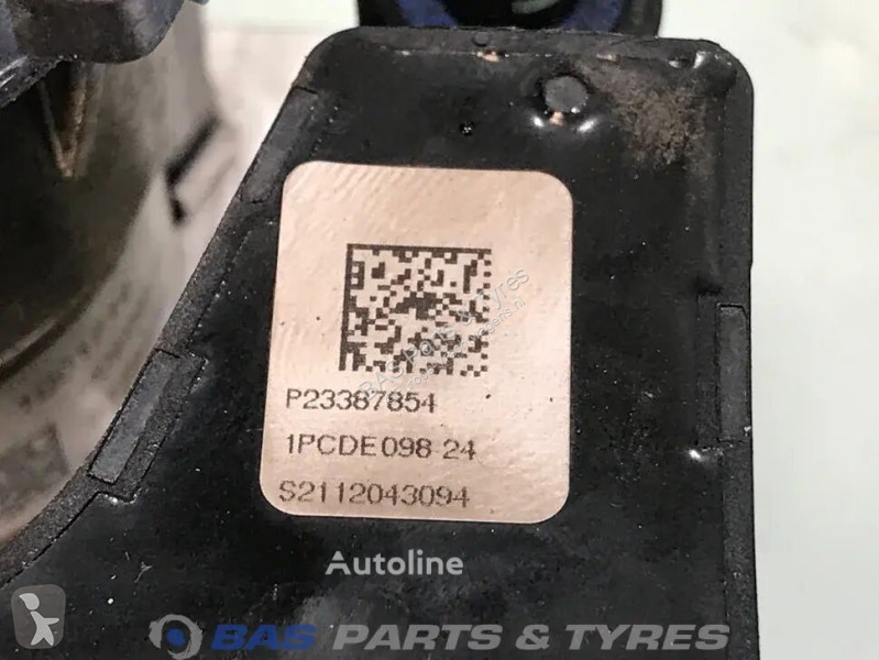 Vrachtwagenonderdelen Volvo AdBlue pump