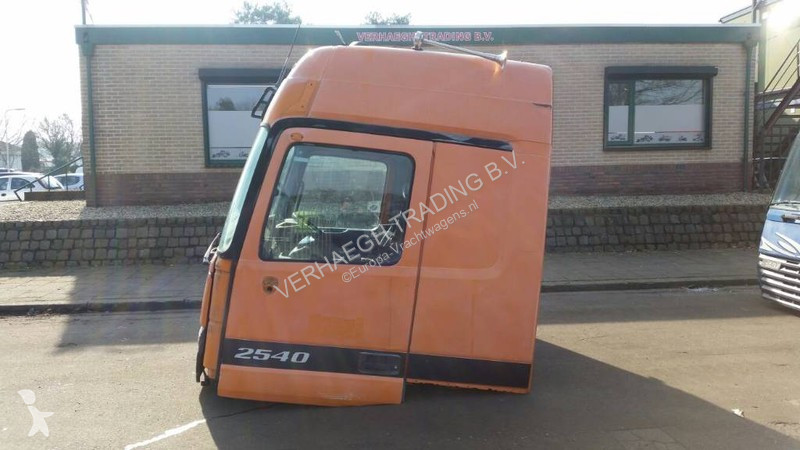Náhradní díly pro kamiony Mercedes 2540