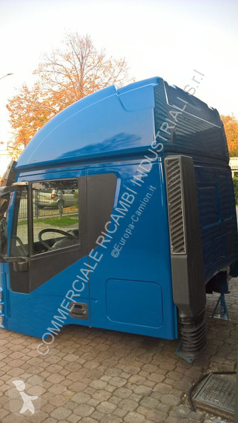 قطع غيار الآليات الثقيلة Iveco STRALIS AT EURO...