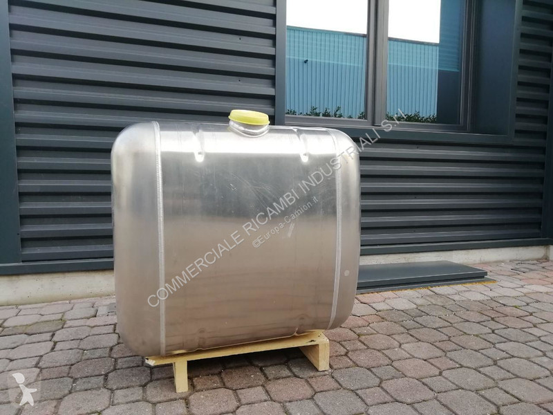 قطع غيار الآليات الثقيلة Mercedes 290 L