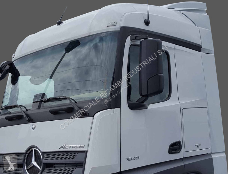 قطع غيار الآليات الثقيلة Mercedes ACTROS...