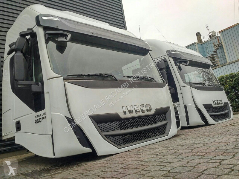 قطع غيار الآليات الثقيلة Iveco HI-WAY Euro 6