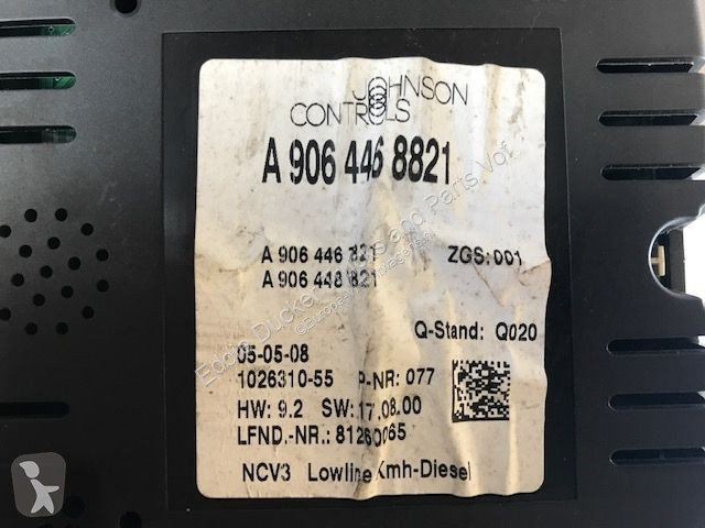 Części ciężarówki Mercedes A9064468821...