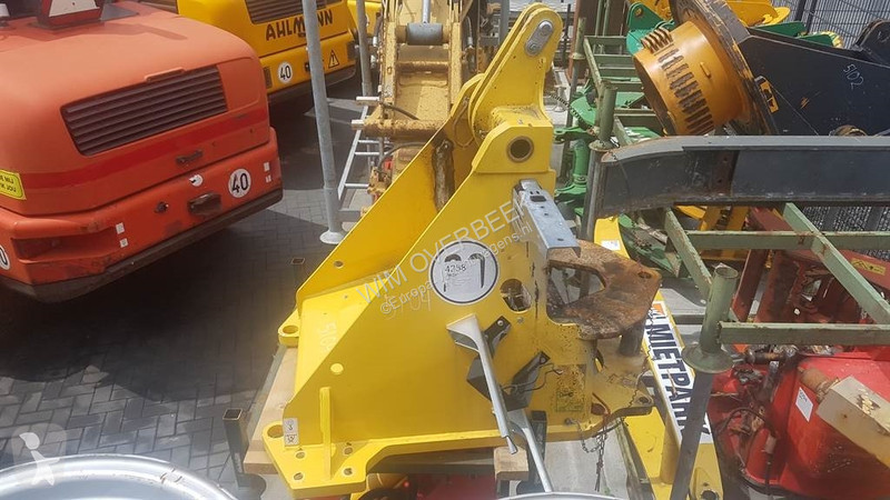 قطع غيار الآليات الثقيلة Yanmar V80 Speeder -...