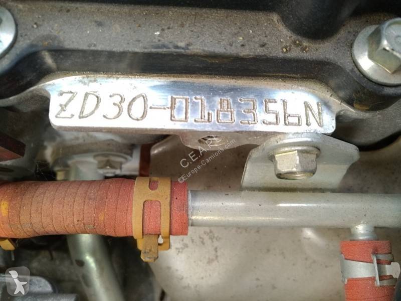 Náhradní díly pro kamiony Renault Moteur ZD30...
