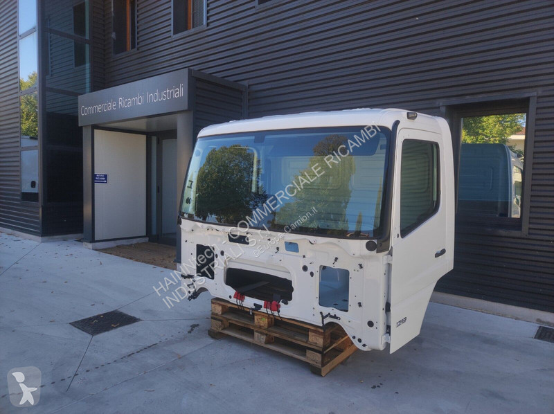 قطع غيار الآليات الثقيلة Mercedes ATEGO 4...